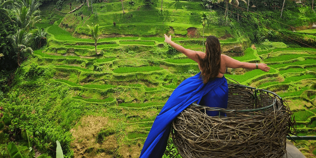 Annie Bureau's travel experiences aren’t just about seeing the world, they’re about discovering yourself and connecting with powerful women along the way.