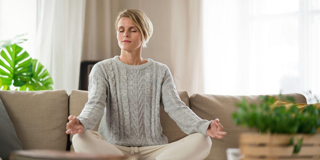 Five‑Minute Mindful Breathers: The New Stress‑Buster Trend