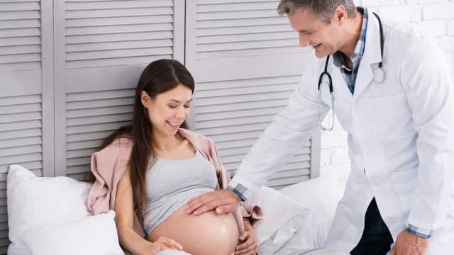 U.S. Medical Groups Push Back Against Claims Linking Acetaminophen Use in Pregnancy to Autism